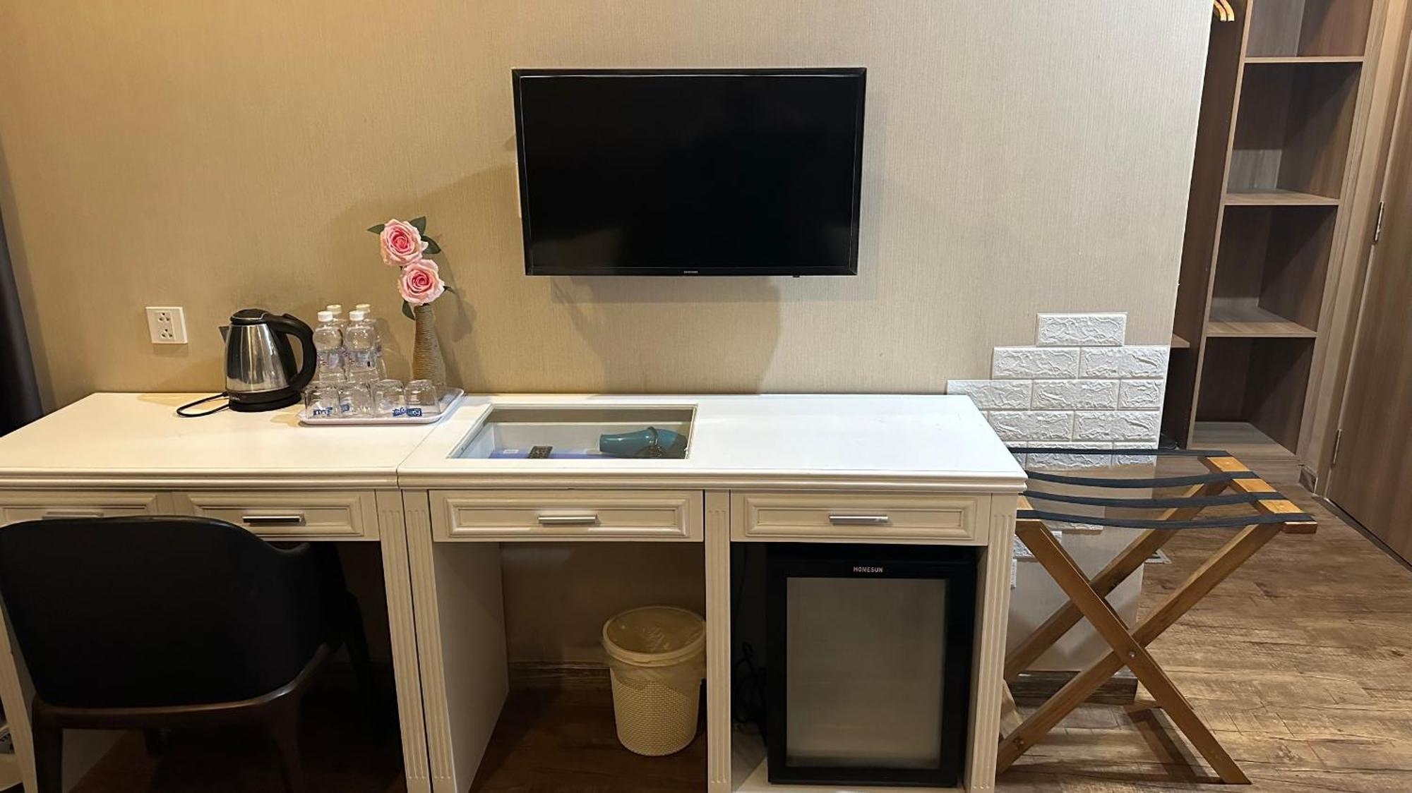 Pinus Hotel Da Lat Zewnętrze zdjęcie